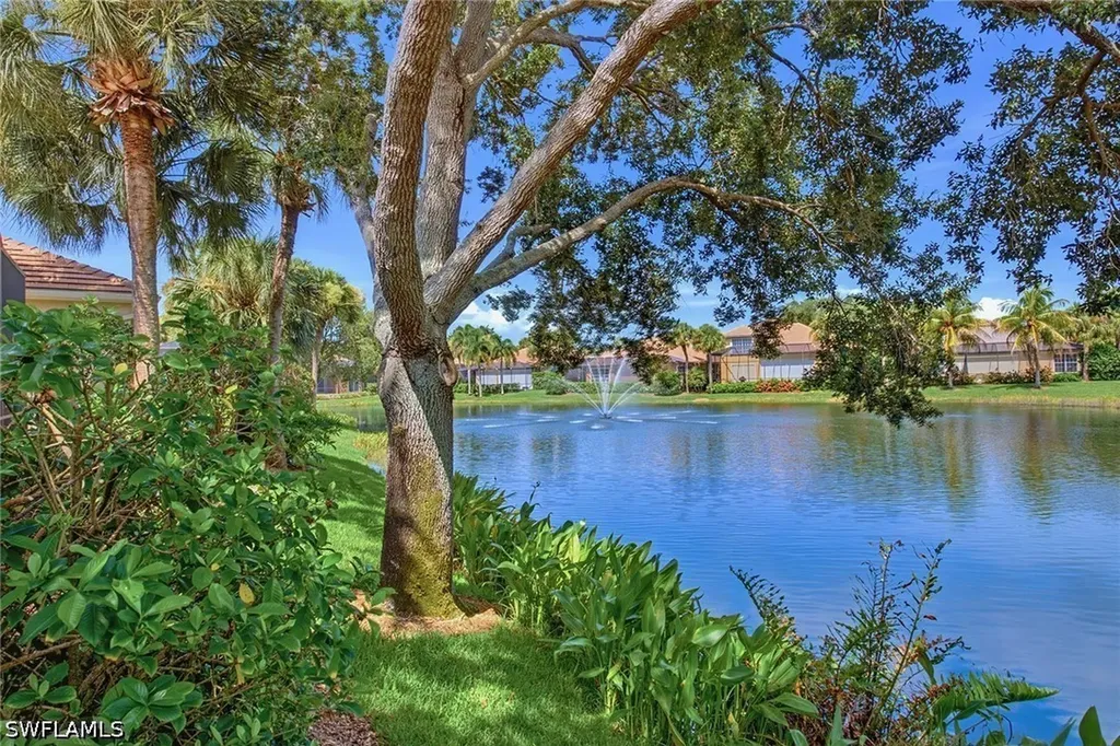 2325 Island Cove Circle Naples FL 34109
