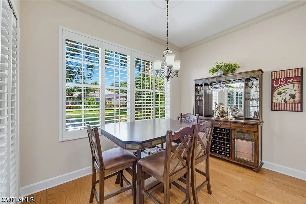 2325 Island Cove Circle Naples FL 34109