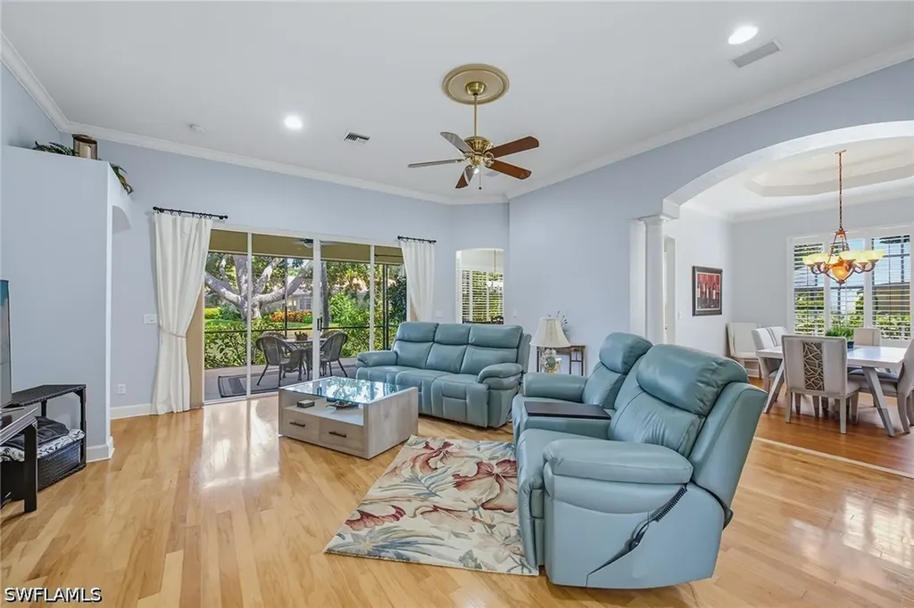 2325 Island Cove Circle Naples FL 34109