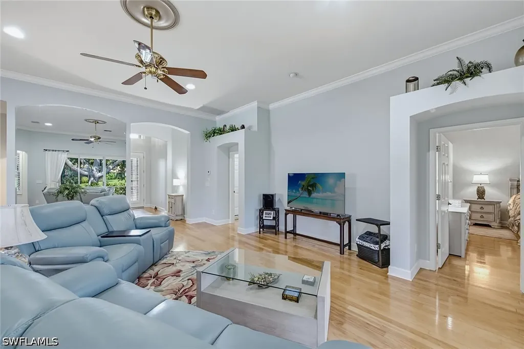 2325 Island Cove Circle Naples FL 34109