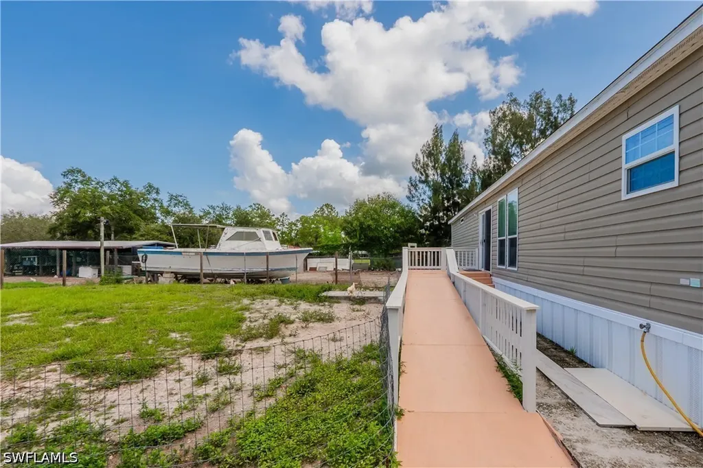 130 S Nogal Street Clewiston FL 33440