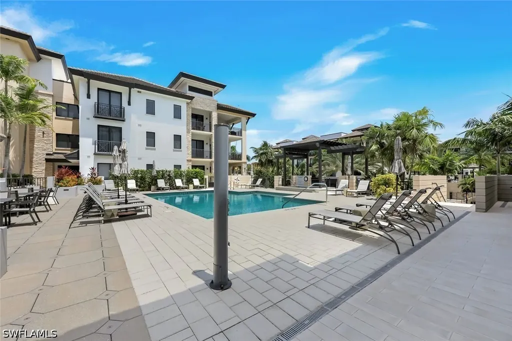 1135 3rd Avenue S Naples FL 34102