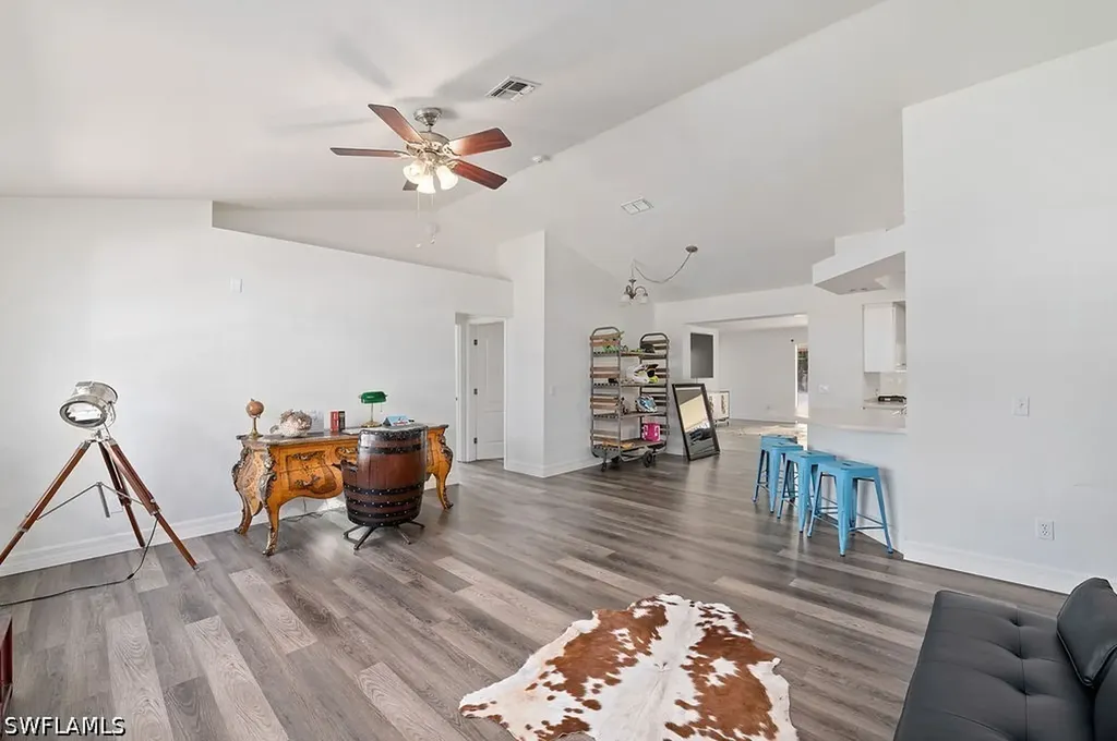 Bonita Springs FL, 24709 Rodas Drive