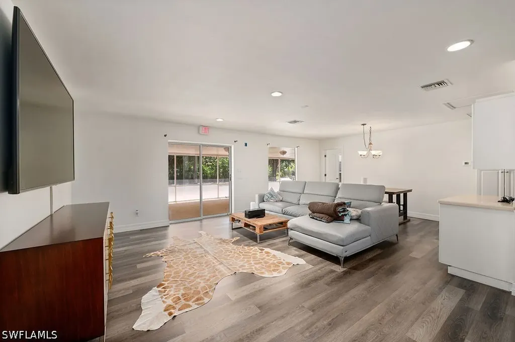 24709 Rodas Drive Bonita Springs FL 34135