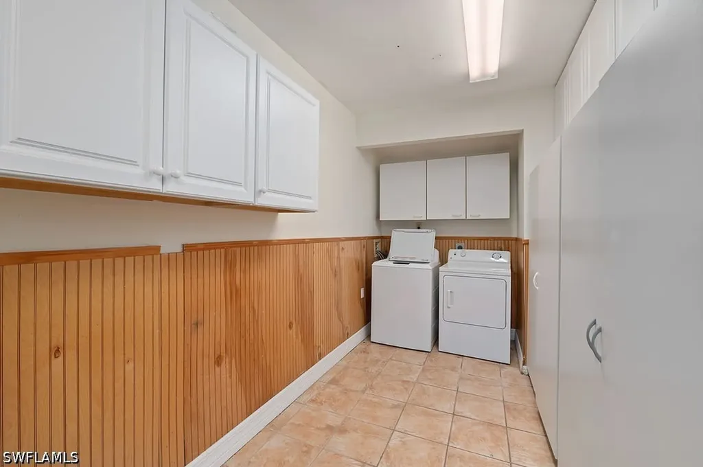 24709 Rodas Drive Bonita Springs FL 34135