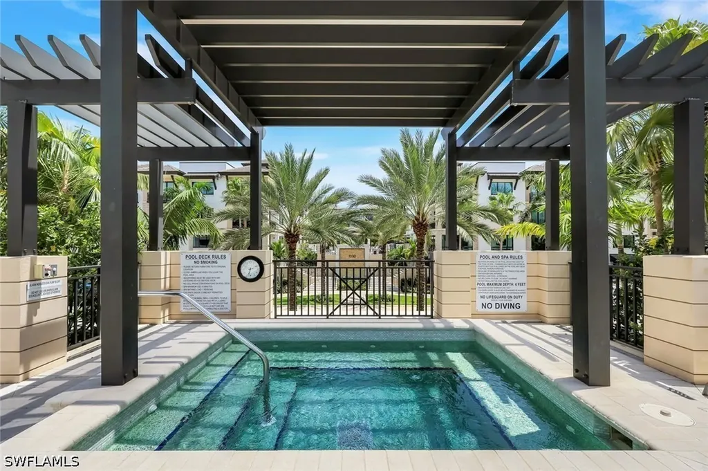 1135 3rd Avenue S Naples FL 34102