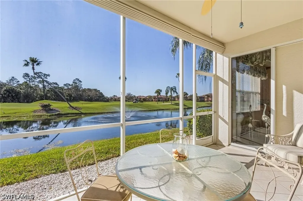 Naples FL, 5693 Heron Lane, Unit 503
