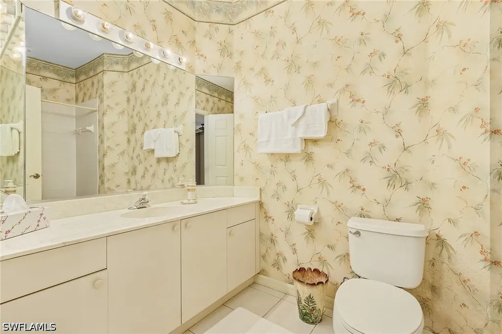 5693 Heron Lane Naples FL 34110