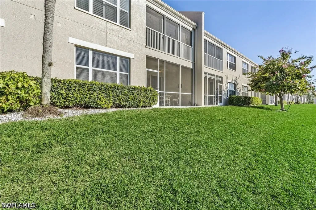 5693 Heron Lane Naples FL 34110