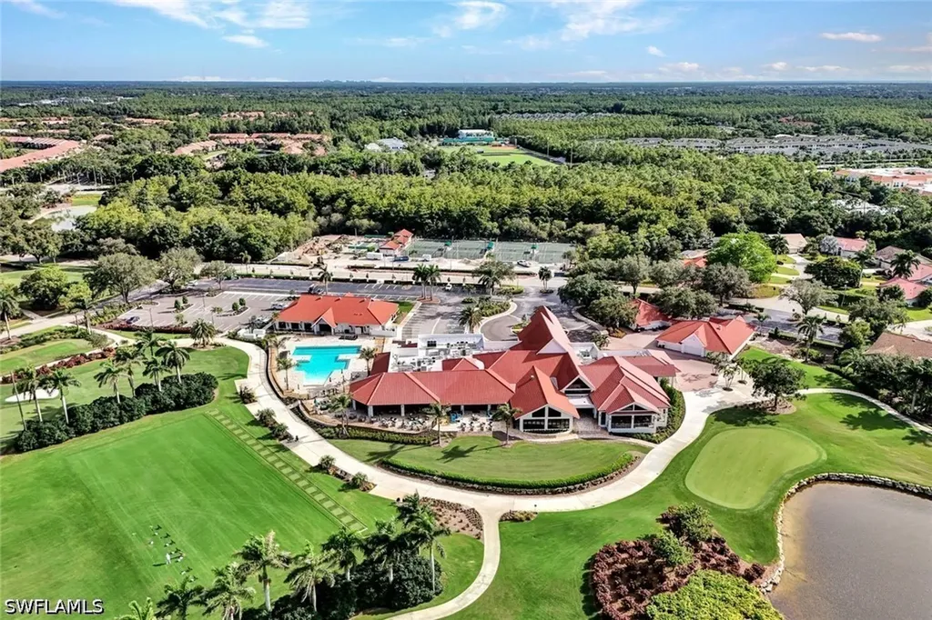 7360 Glenmoor Lane Naples FL 34104