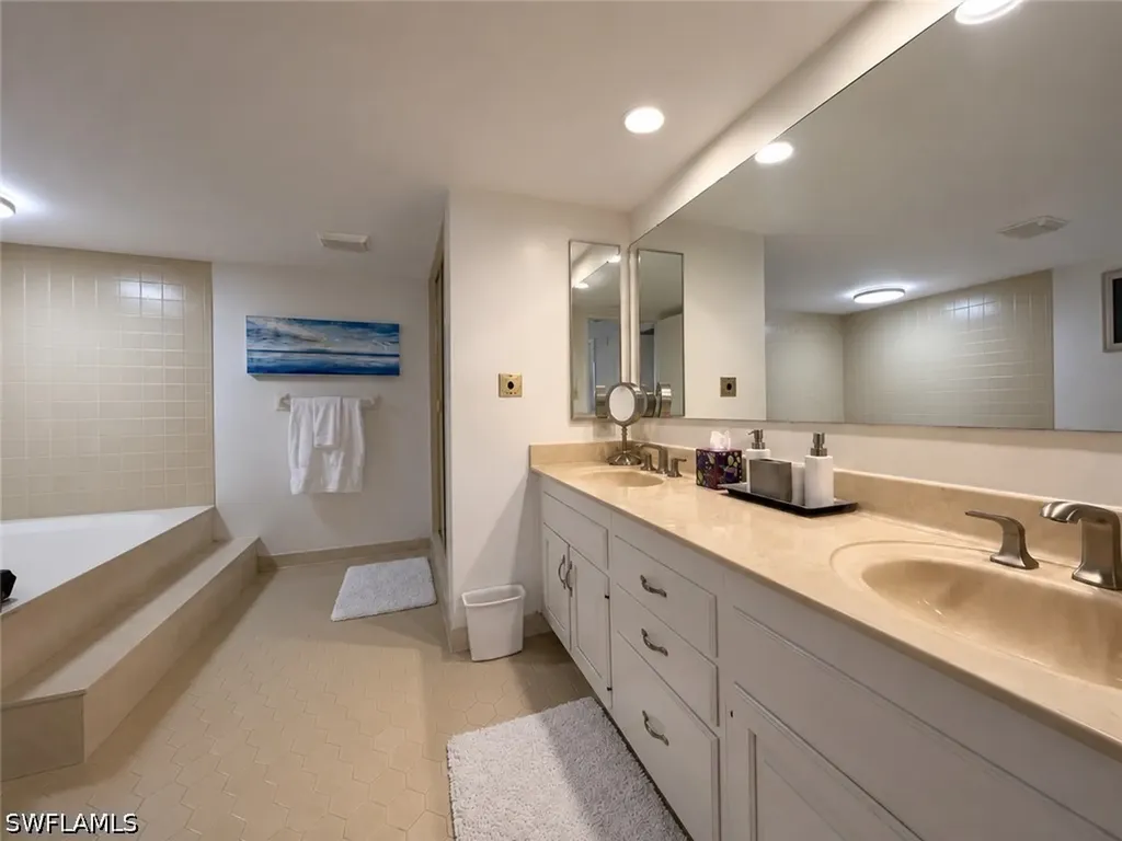 5601 Turtle Bay Drive Naples FL 34108