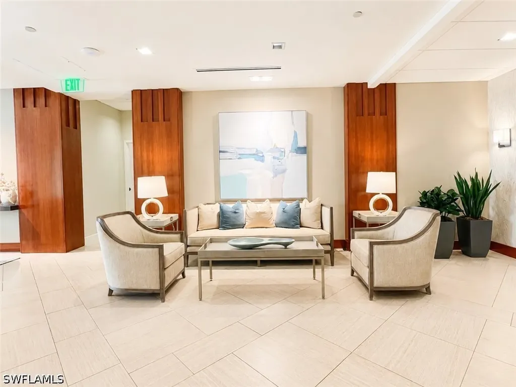 5601 Turtle Bay Drive Naples FL 34108