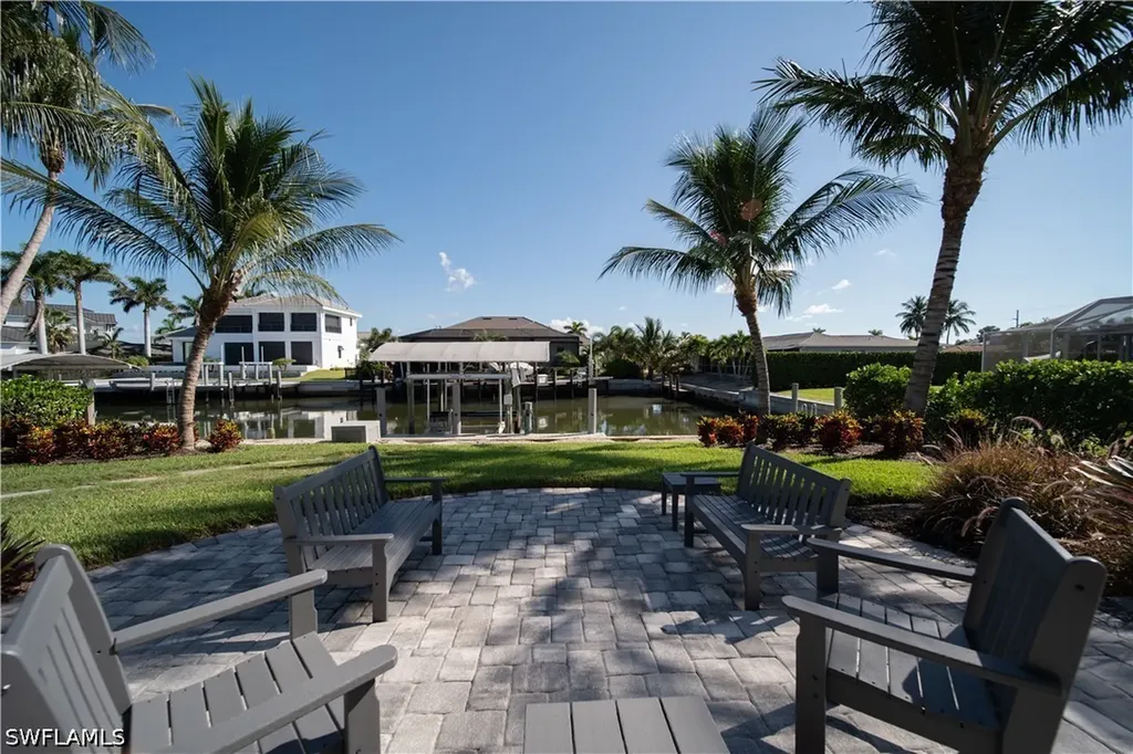 911 Heron Court Marco Island FL 34145