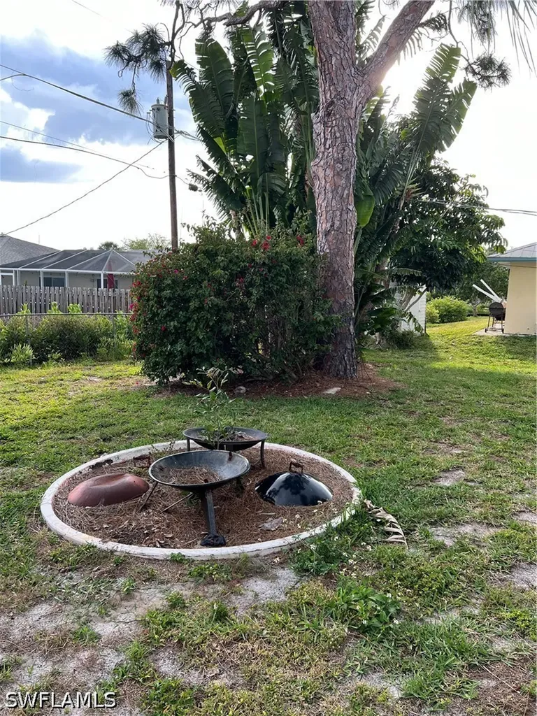 632 98th Avenue N Naples FL 34108