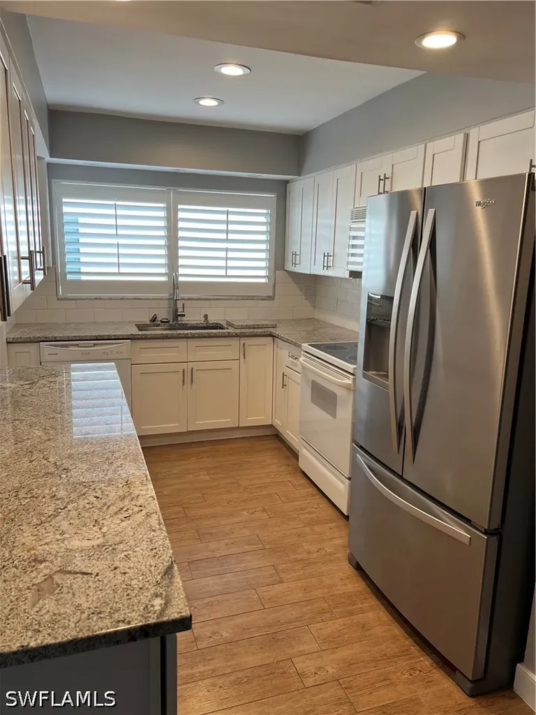 632 98th Avenue N Naples FL 34108