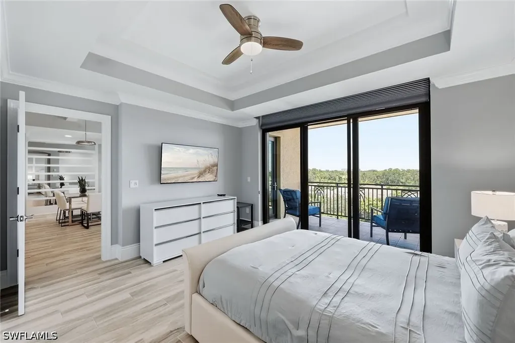 9115 Strada Place Naples FL 34108