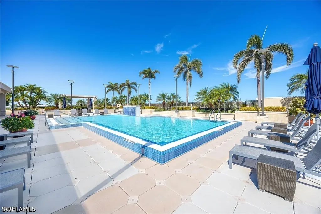 9115 Strada Place Naples FL 34108