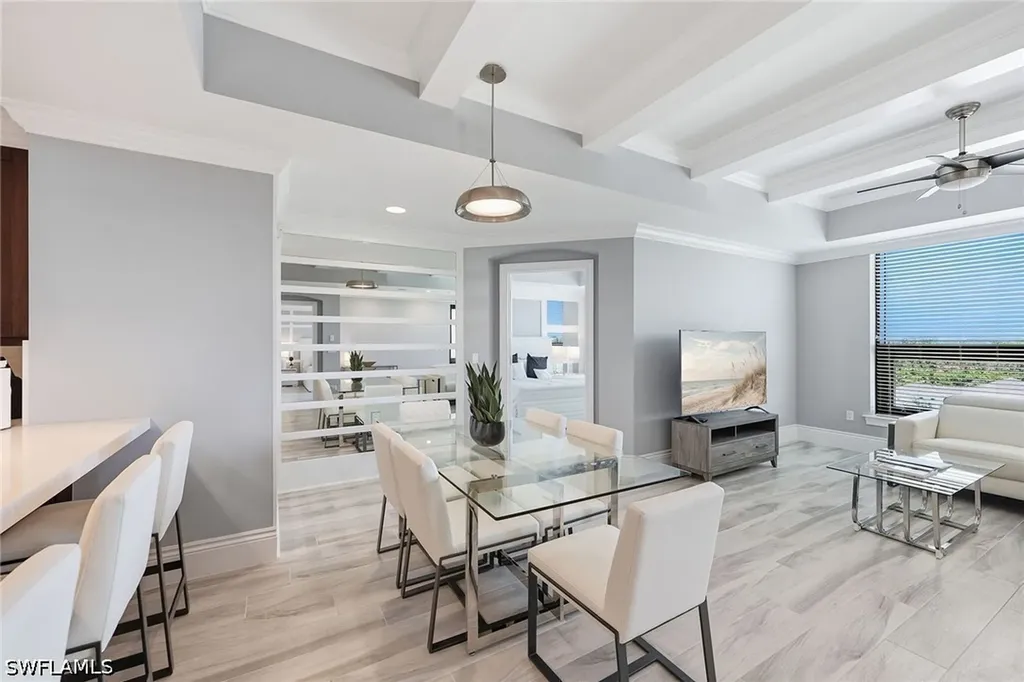 9115 Strada Place Naples FL 34108