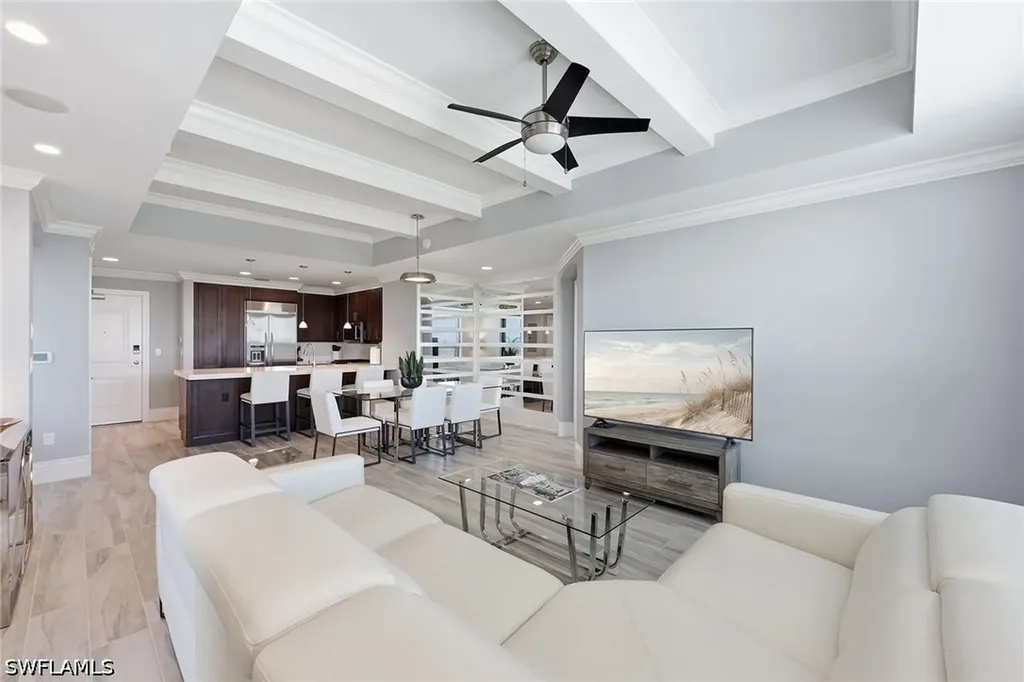 9115 Strada Place Naples FL 34108