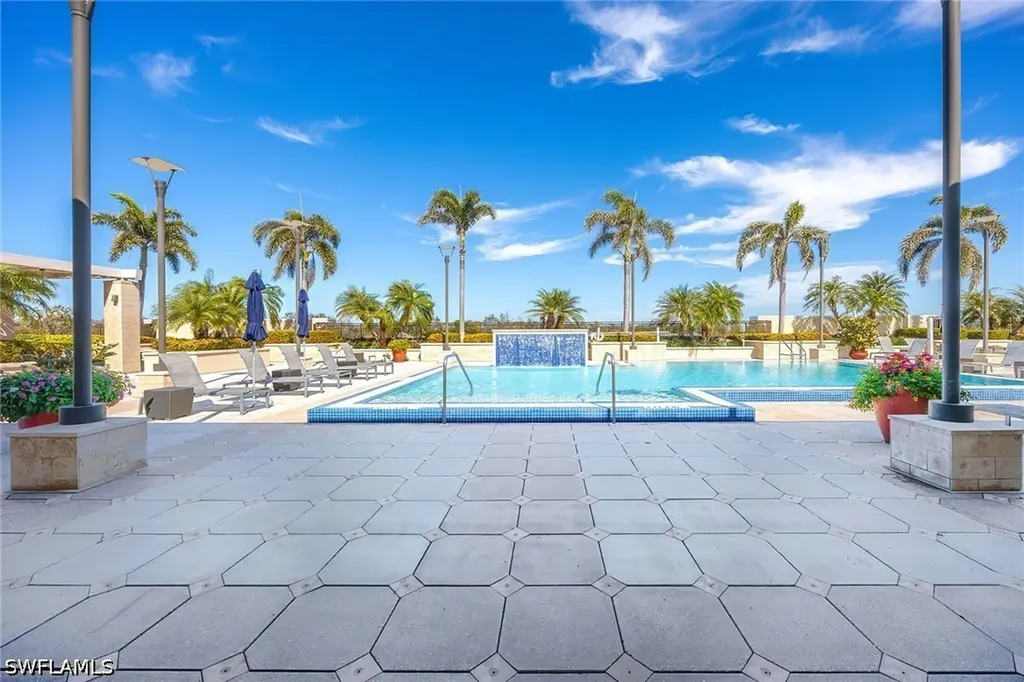 9115 Strada Place Naples FL 34108