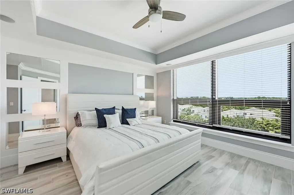 9115 Strada Place Naples FL 34108