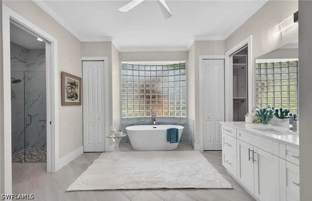 6461 Livingston Woods Lane Naples FL 34109