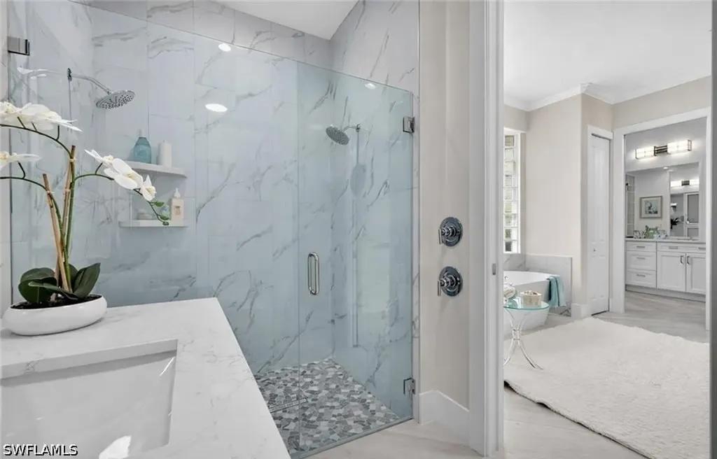 6461 Livingston Woods Lane Naples FL 34109