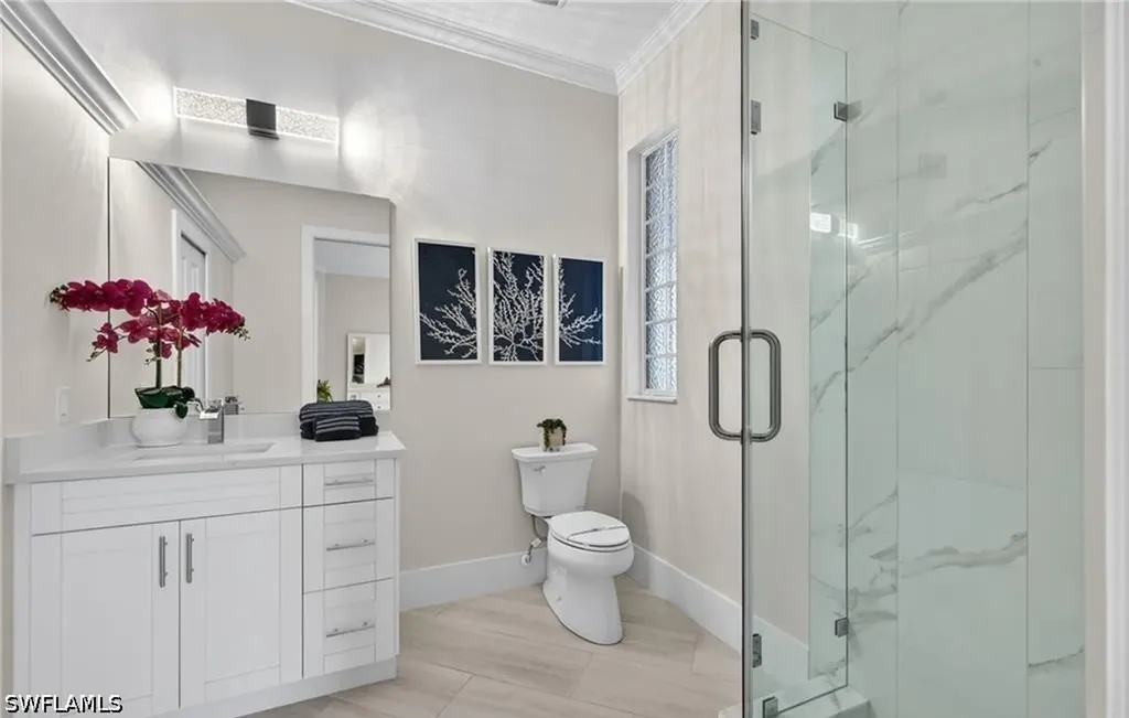6461 Livingston Woods Lane Naples FL 34109