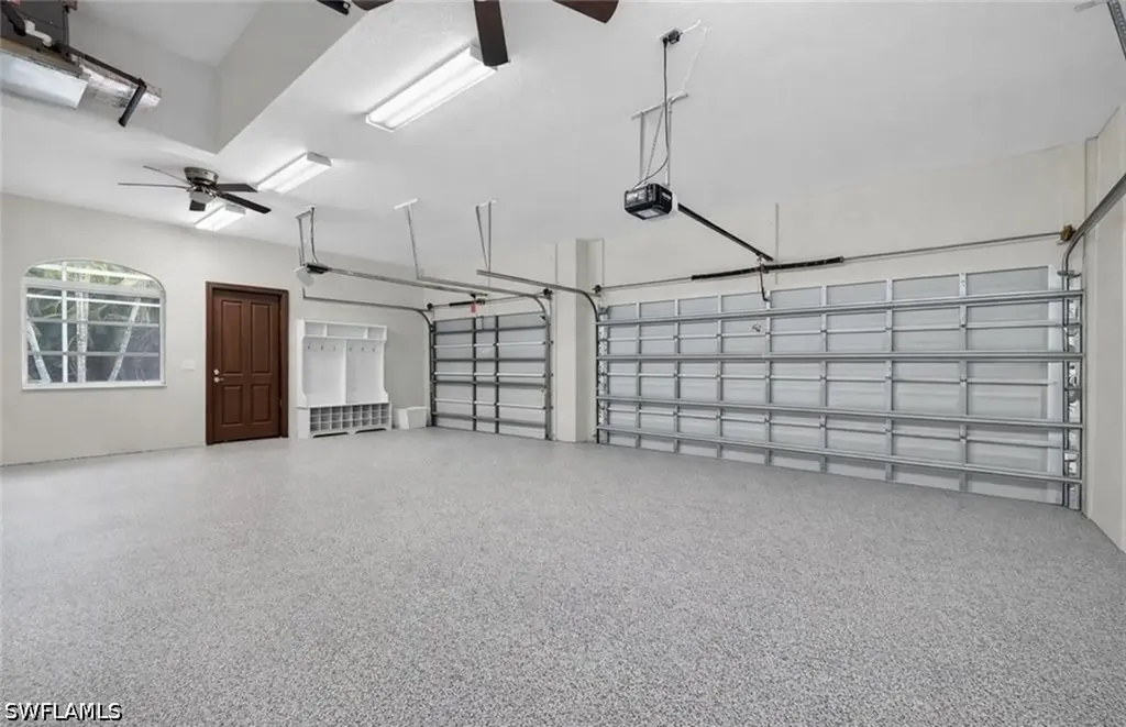 6461 Livingston Woods Lane Naples FL 34109