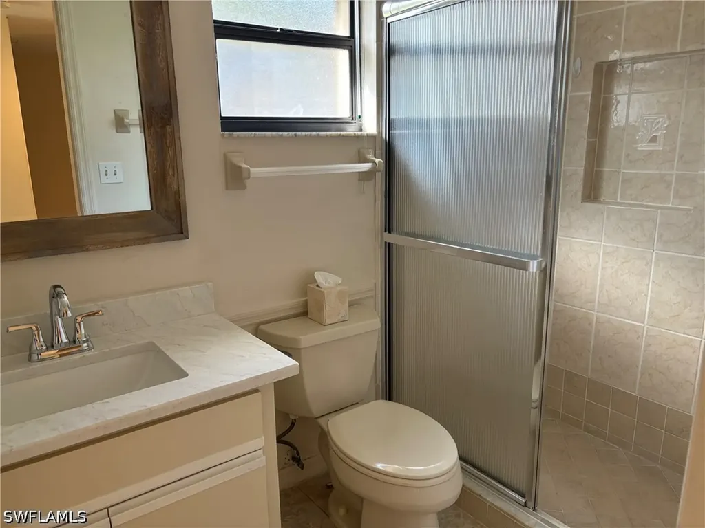 513 Lake Louise Circle Naples FL 34110