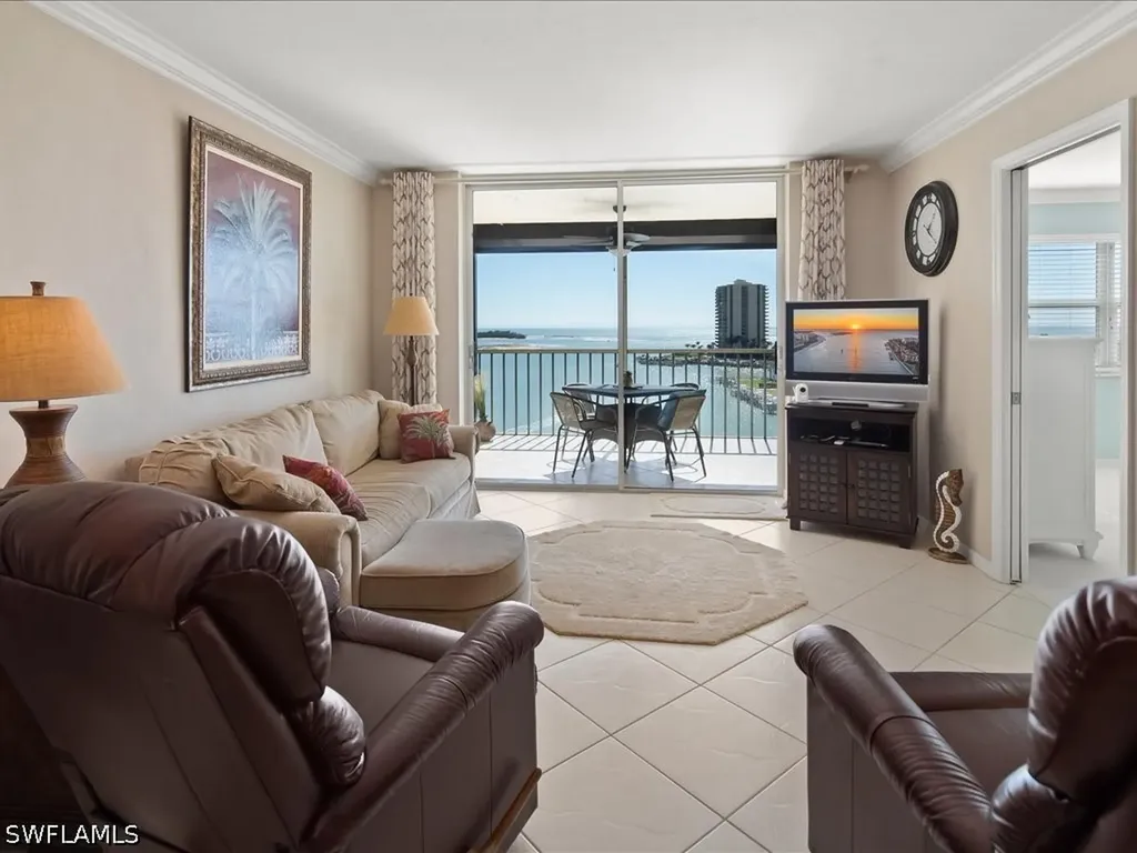 901 Collier Court Marco Island FL 34145