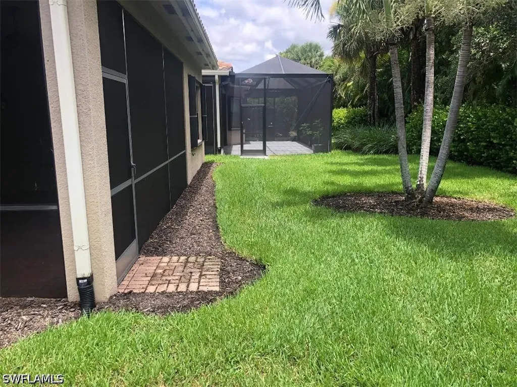 13644 Mandarin Circle Naples FL 34109