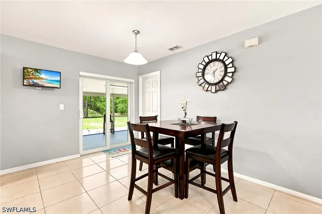 4225 16th Street NE Naples FL 34120