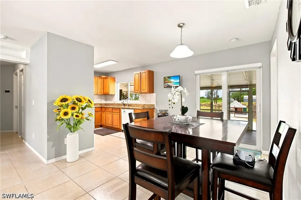 4225 16th Street NE Naples FL 34120