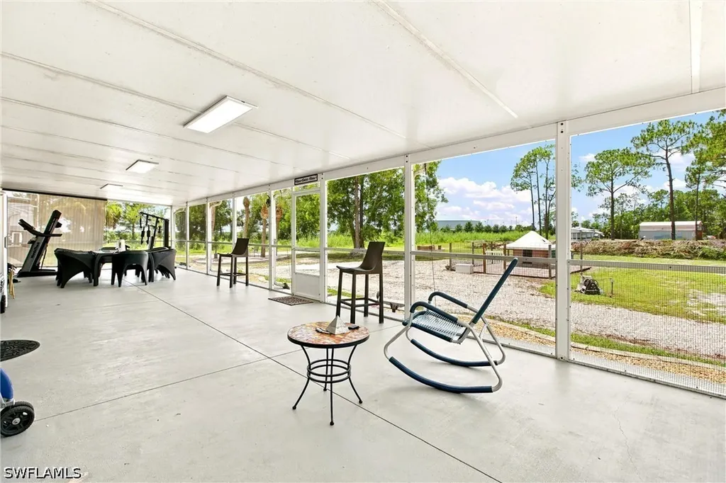 4225 16th Street NE Naples FL 34120