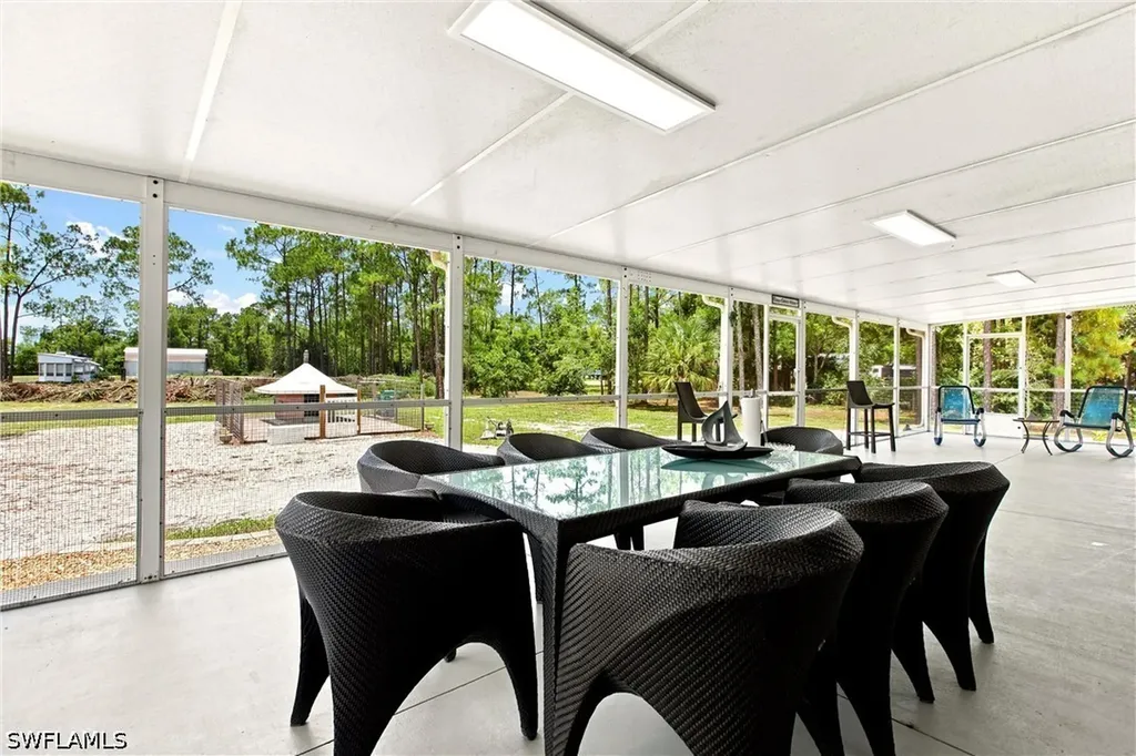 4225 16th Street NE Naples FL 34120