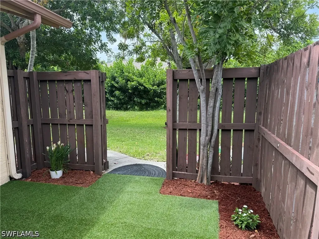 6320 Royal Woods Drive Fort Myers FL 33908