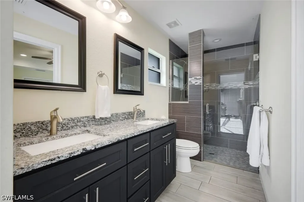 27741 S Roslin Place Bonita Springs FL 34135