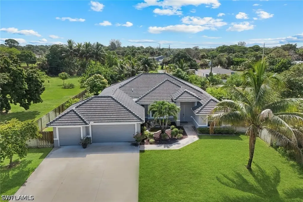 27741 S Roslin Place Bonita Springs FL 34135