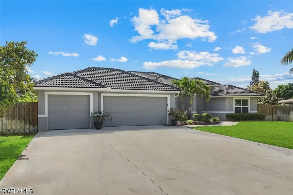 27741 S Roslin Place Bonita Springs FL 34135