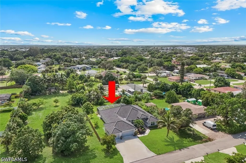 27741 S Roslin Place Bonita Springs FL 34135