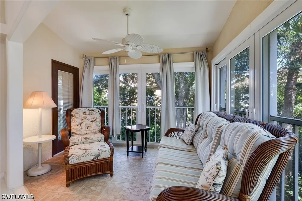 8420 Excalibur Circle Naples FL 34108