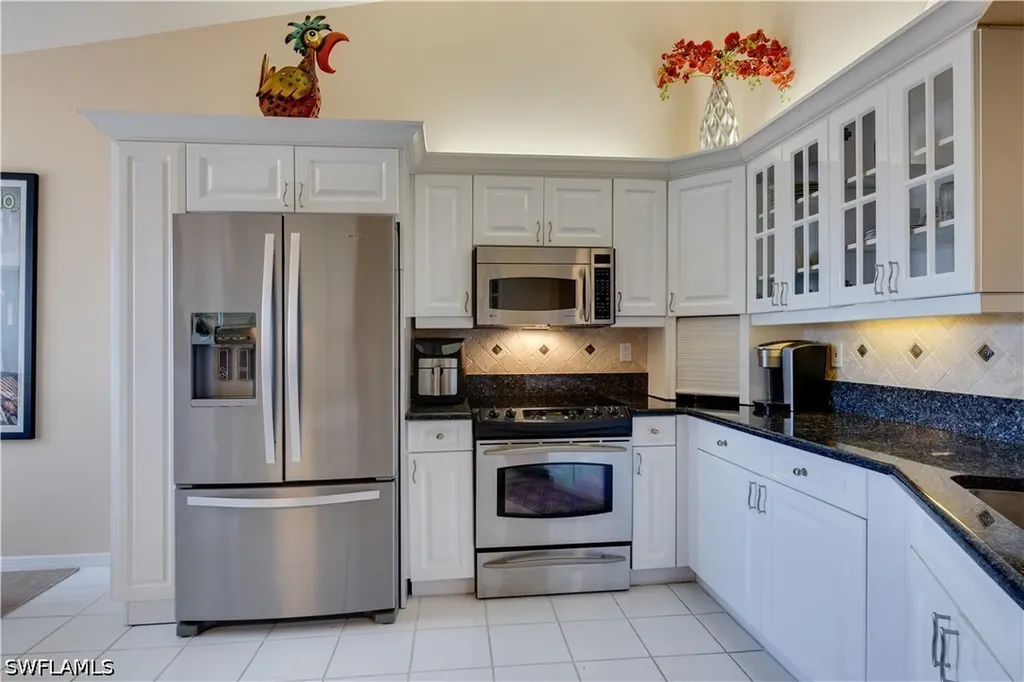 8420 Excalibur Circle Naples FL 34108