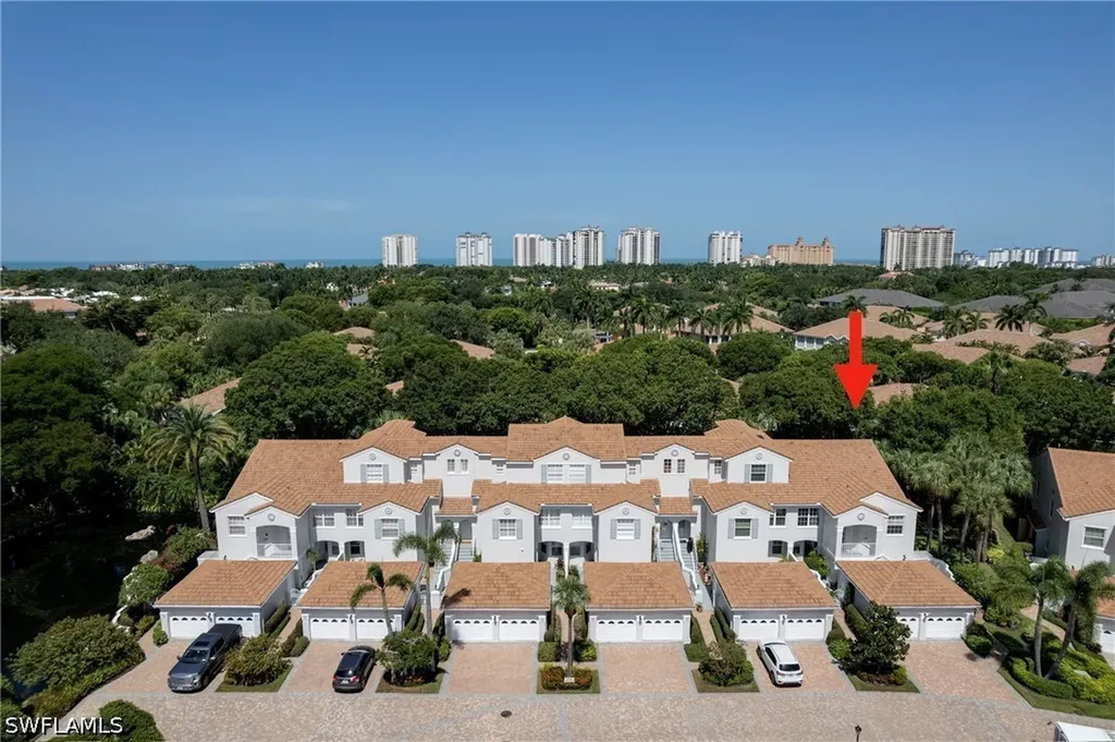 8420 Excalibur Circle Naples FL 34108