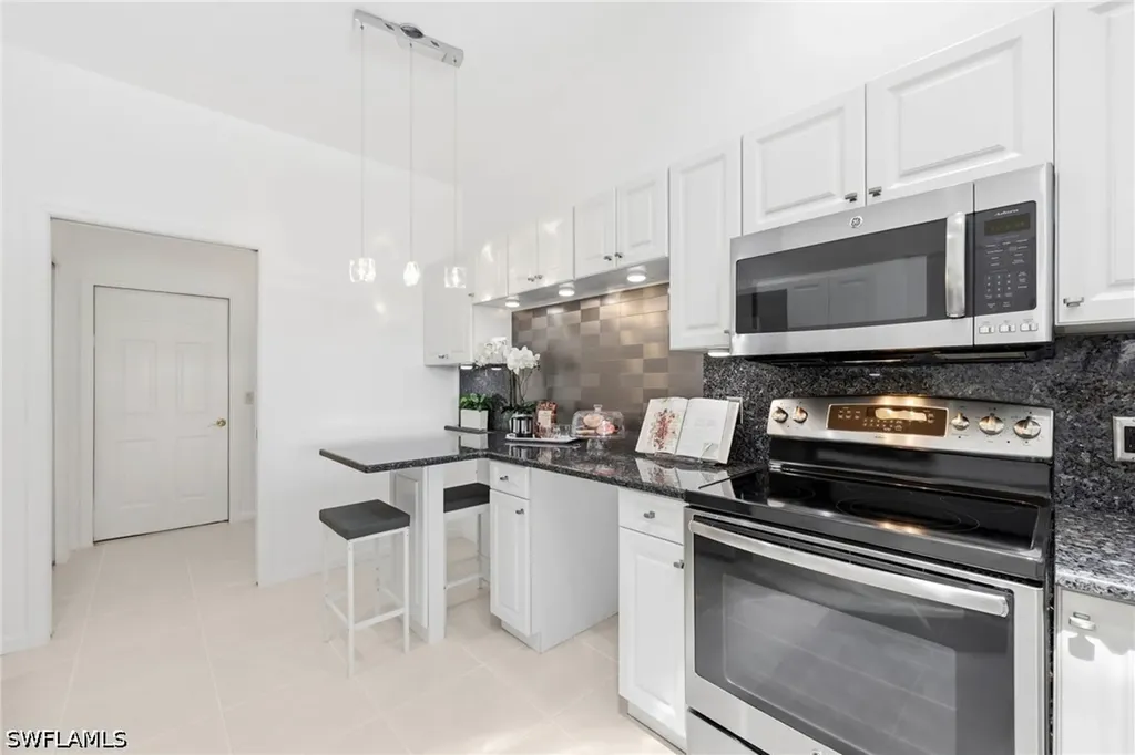 297 Stella Maris Drive S Naples FL 34114
