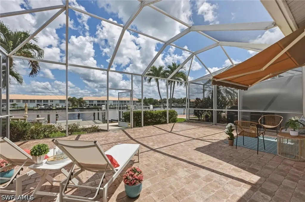 297 Stella Maris Drive S Naples FL 34114