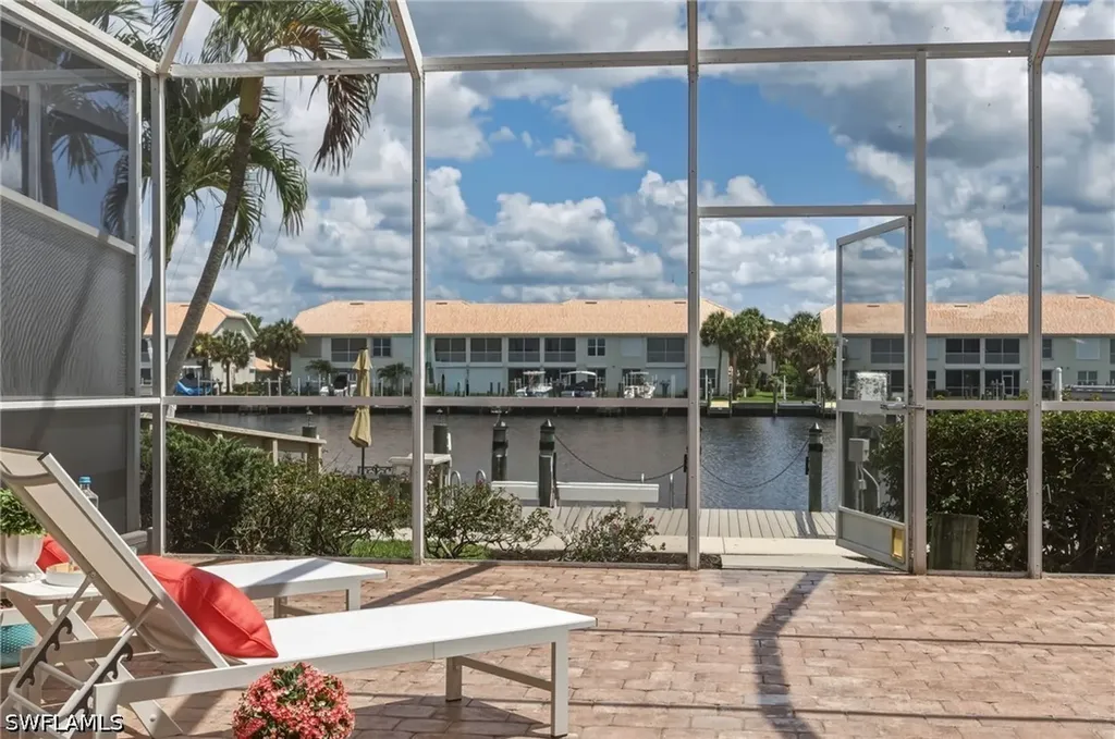 297 Stella Maris Drive S Naples FL 34114