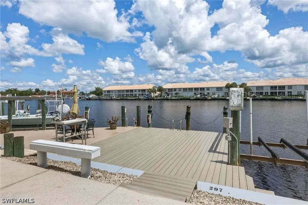 297 Stella Maris Drive S Naples FL 34114
