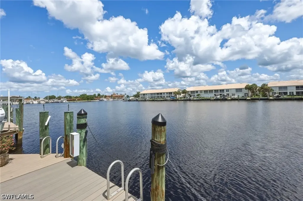 297 Stella Maris Drive S Naples FL 34114