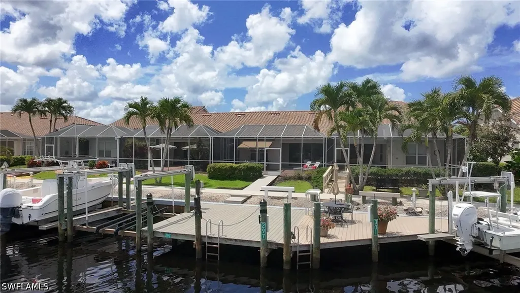 297 Stella Maris Drive S Naples FL 34114